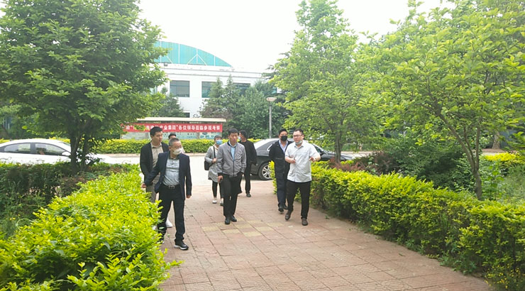 水利工程阀门-江苏某公司来沪工阀门股份考察