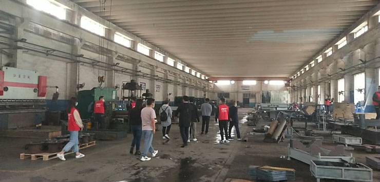 水利工程阀门-江苏某公司来沪工阀门股份考察